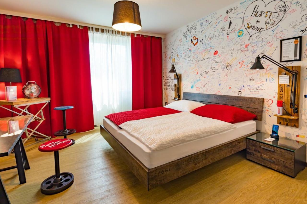 Hotel Freizeittempel Винер-Нойштадт Экстерьер фото